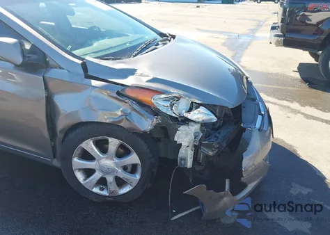 2013 Hyundai Elantra Limited z USA, uszkodzony, nr VIN 5NPDH4AE7DH284537